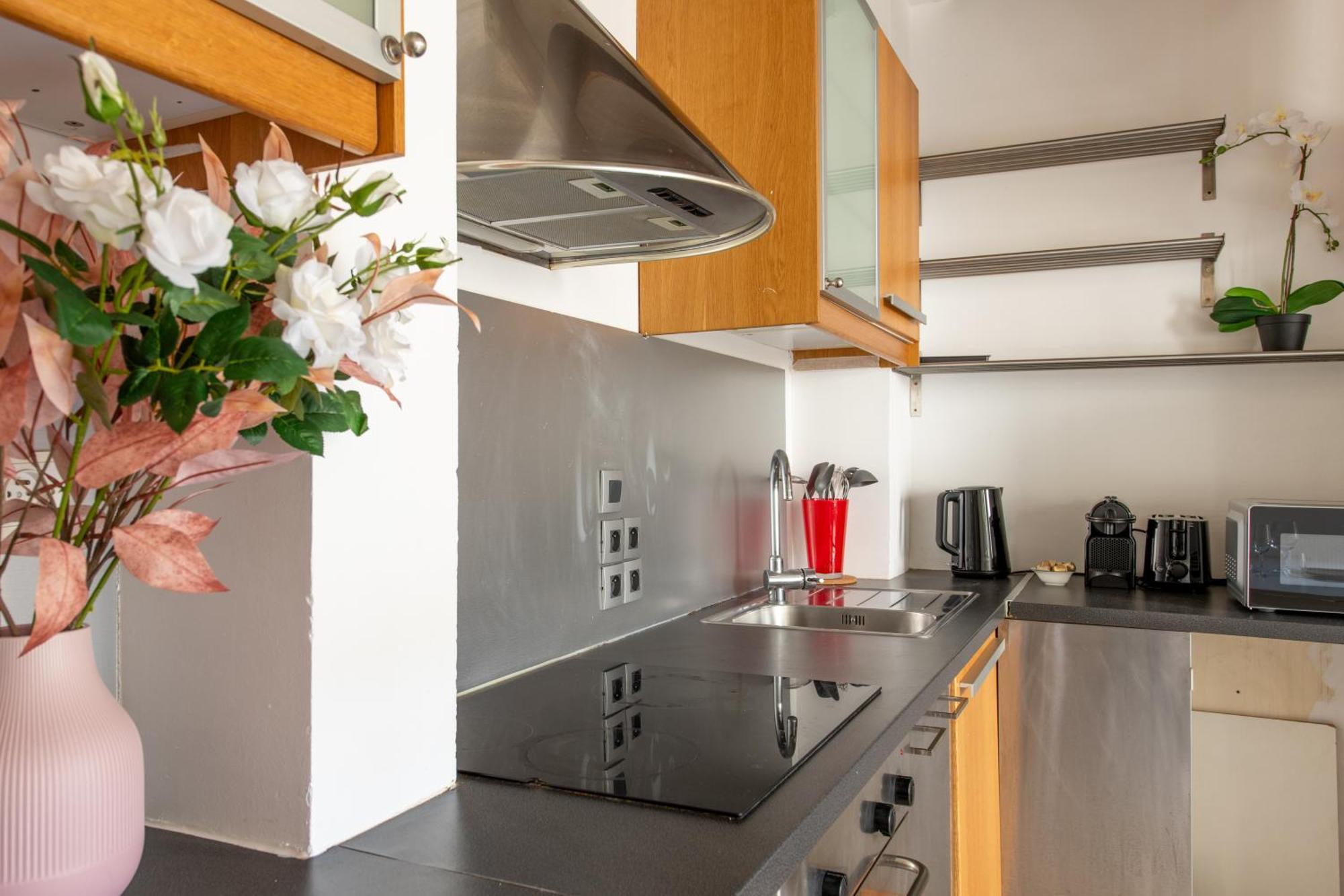 Appartement Geranimus 36b : Hearth Of Paris